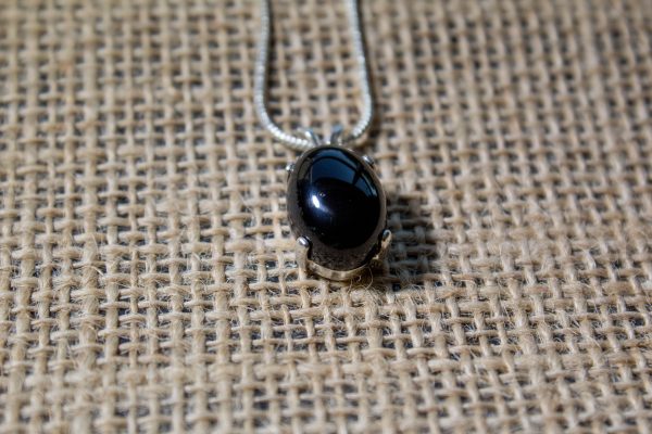 Stunning Black Onyx Gemstone Necklace - Image 2