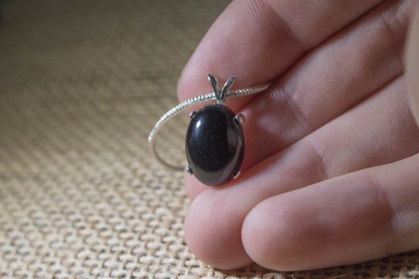 Stunning Black Onyx Gemstone Necklace - Image 13