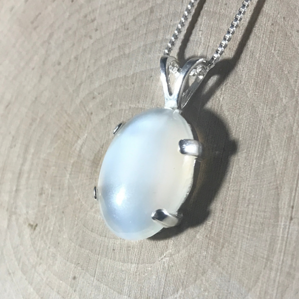 Simple White Moonstone Gemstone Necklace - Image 8