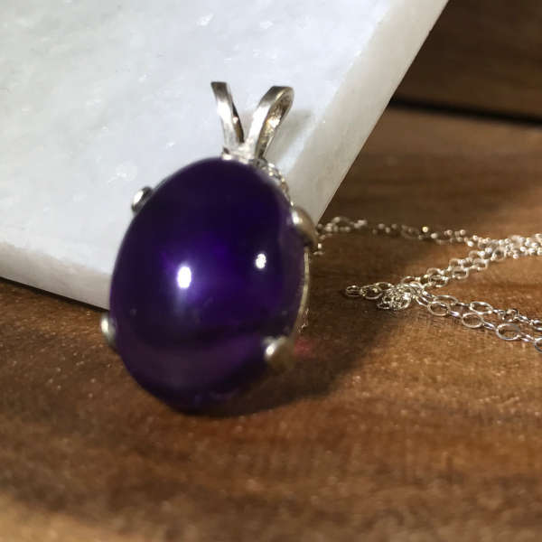 Simple Amethyst Gemstone Pendant - Image 8