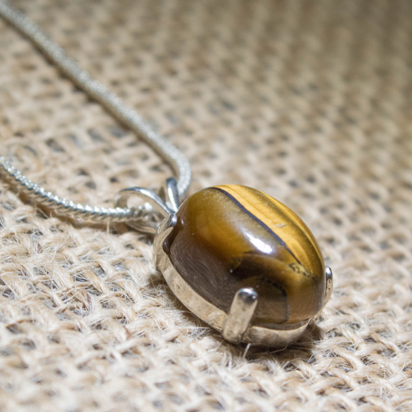 Simple Tiger Eye Necklace