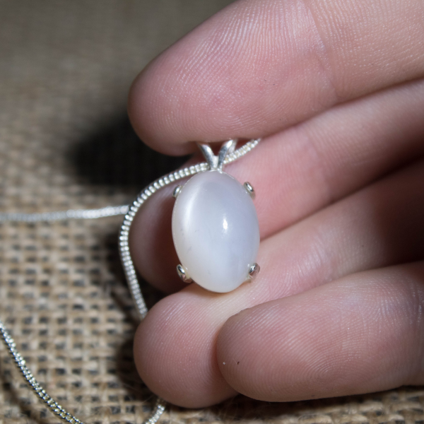 Simple White Moonstone Gemstone Necklace - Image 2