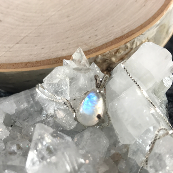 Delicate Rainbow Moonstone Gemstone Pendant - Image 8