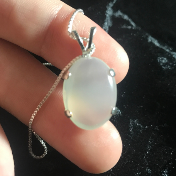 Simple White Moonstone Gemstone Necklace - Image 3