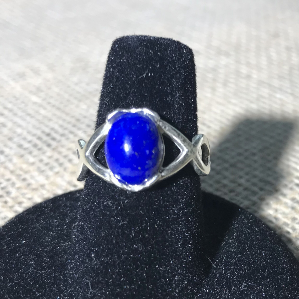 Dainty Lapis Gemstone Ring - Image 3