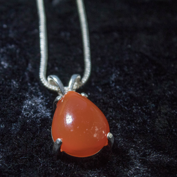 Minimalist Carnelian Gemstone Necklace - Image 3