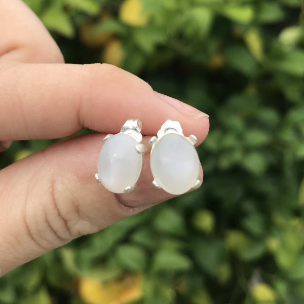 Delicate White Moonstone Stud Earrings - Image 3