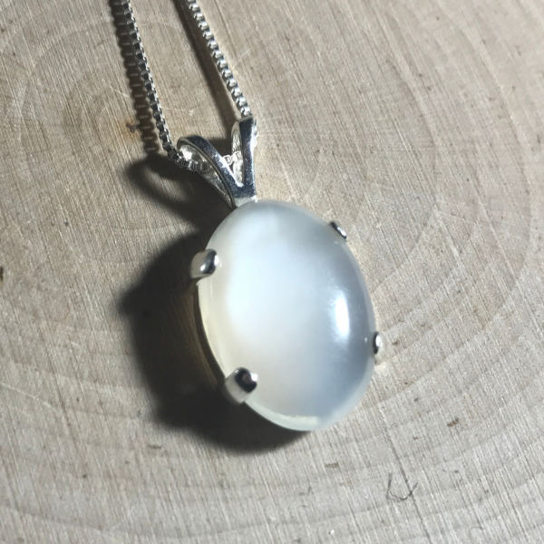 Simple White Moonstone Gemstone Necklace - Image 5