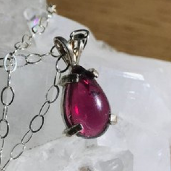 Delicate Teardrop Garnet Necklace - Image 4