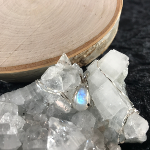 Delicate Rainbow Moonstone Gemstone Pendant - Image 5