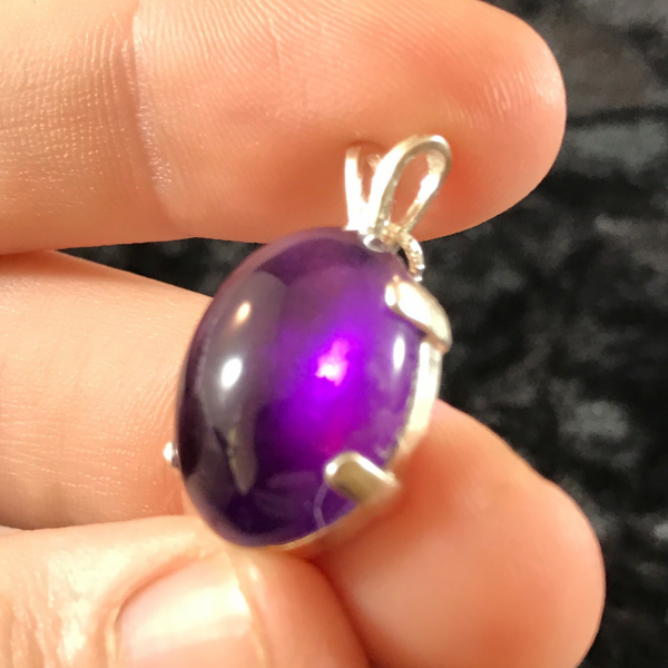 Simple Amethyst Gemstone Pendant - Image 7